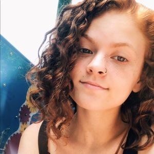 Meet your Posher, Mikayla